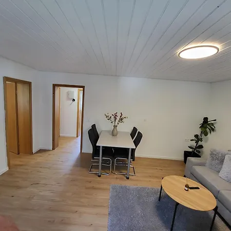 شقة Zentrale 2 Zimmerwohnung كْرايلتْسهايم